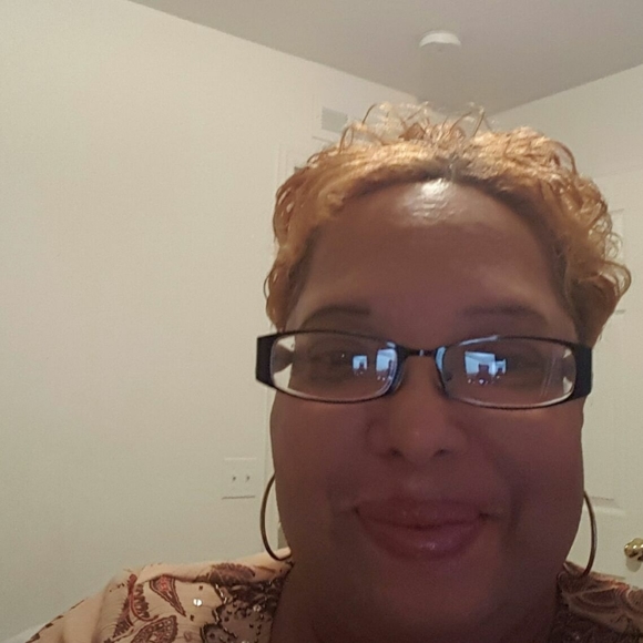 Meet your Posher, Joy - Picture 1 of 1