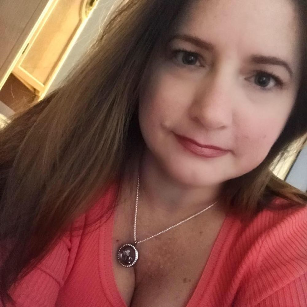 Meet your Posher, Traci