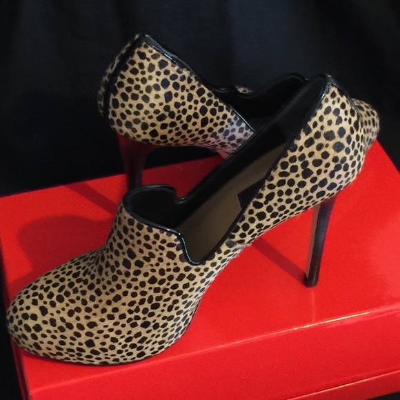 ANN TAYLOR Leandra Haircalf Platform "Shootie" 7.5 - Picture 2 of 4