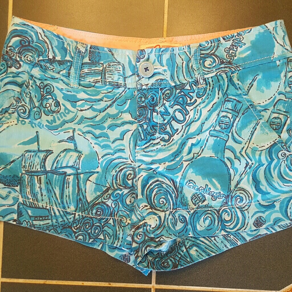 SOLD dark n Stormy DNS Lilly Pulitzer walsh short