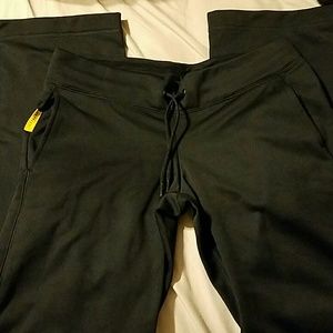 Nike therma-fit livestrong sweats