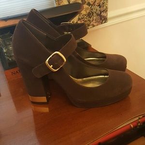 Brown Mary Jane Block Heels!