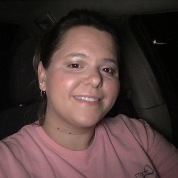 Meet your Posher, Jennifer - Picture 1 of 1