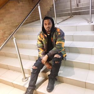 Meet your Posher, Kyrie