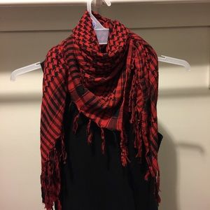 Square scarf