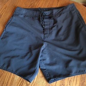 American Eagle board shorts Large