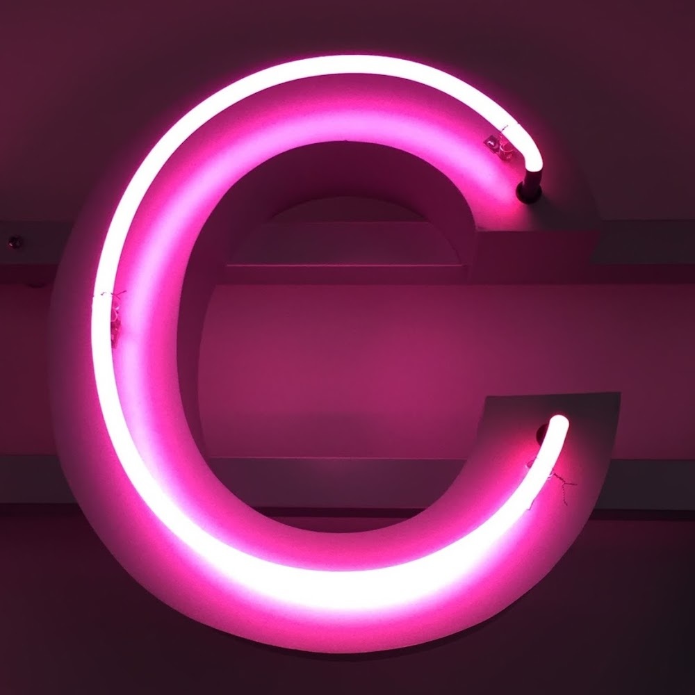 Meet your Posher, Clark