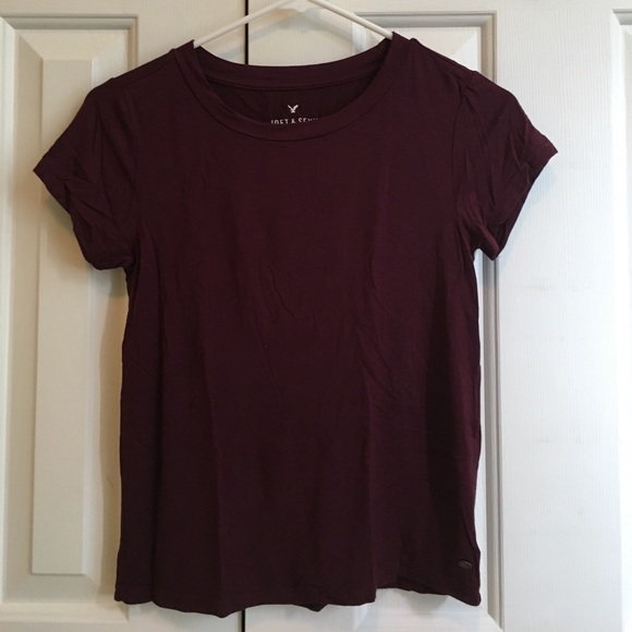 American Eagle Outfitters Tops - ‼️SALE‼️Burgundy Light Weight T-Shirt