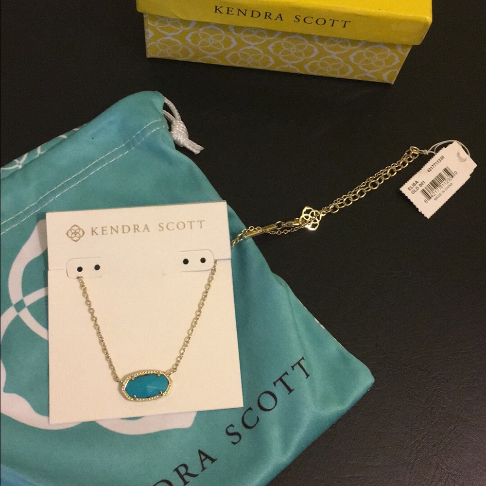 Kendra Scott necklace