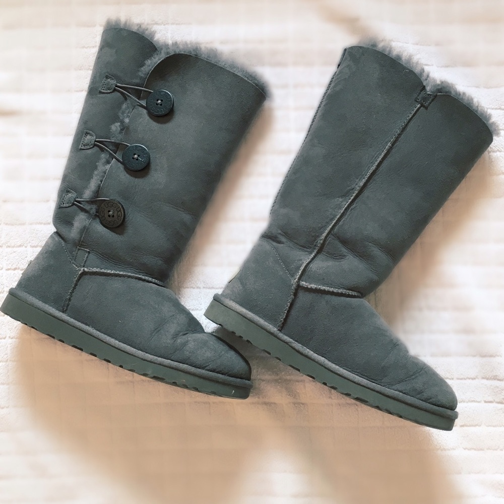 Authentic UGG Bailey Button Triplet