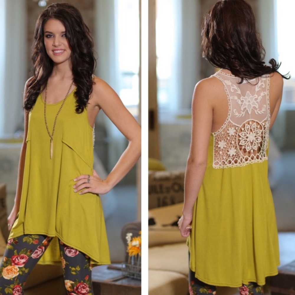 🆕Chartreuse Lace Sleeveless Tunic - Picture 2 of 3