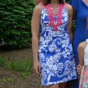 Lilly Pulitzer shift size 2