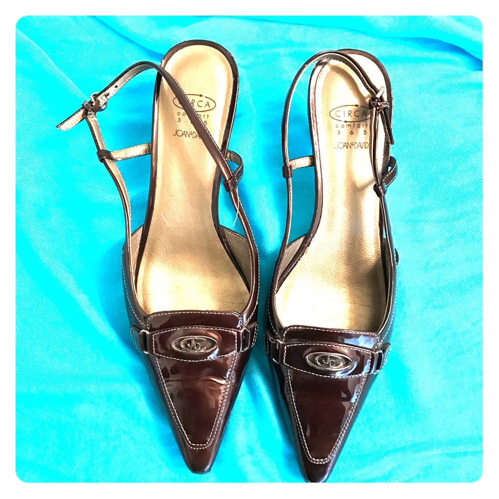 Pointy toed kitten heels