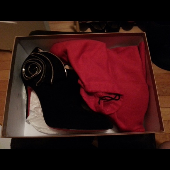 Christian Louboutin Mrs. Baba - Picture 2 of 5