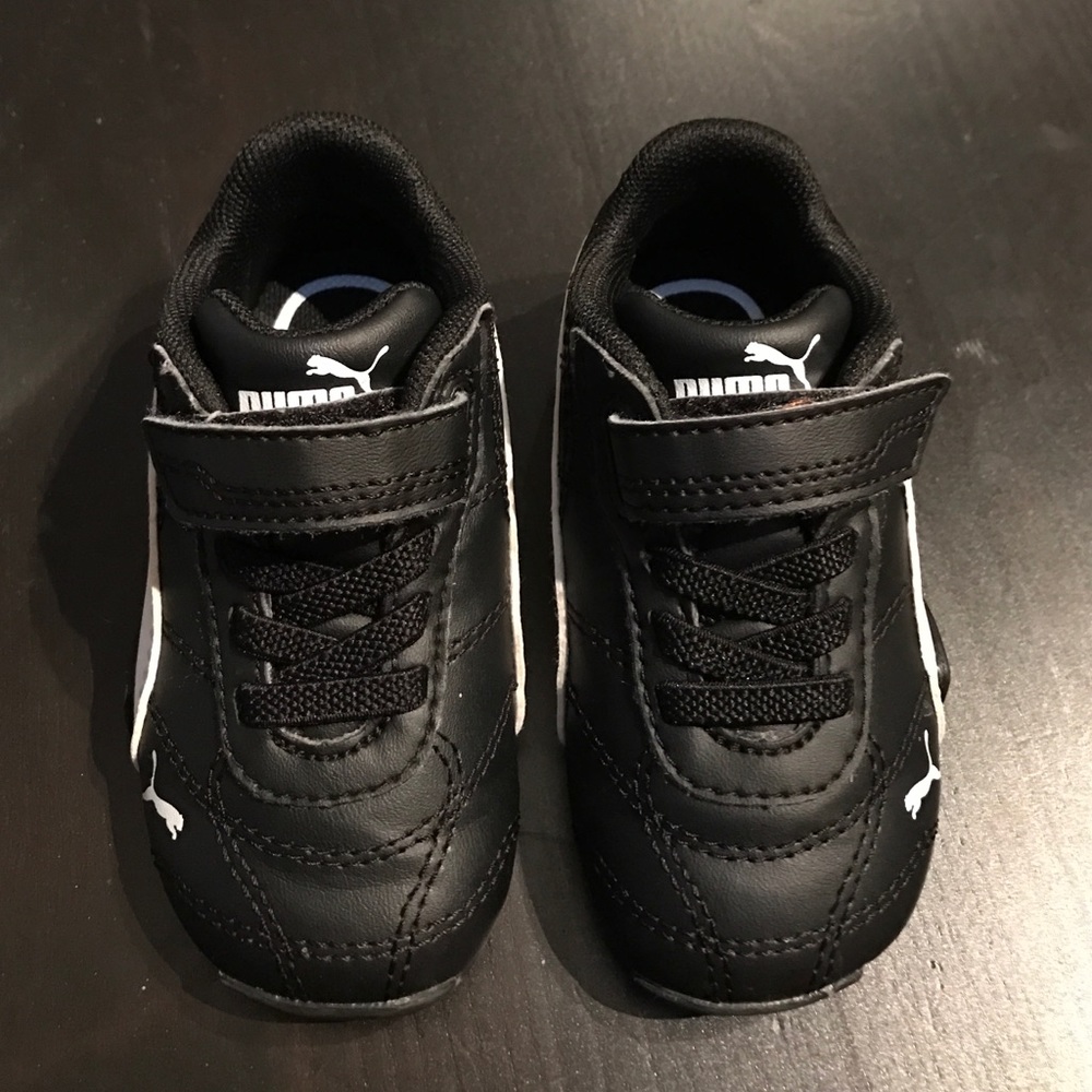 Puma Kinder-fit kids' shoes. Size 5c. Never worn.