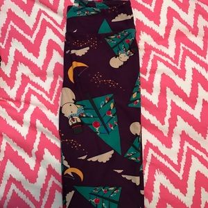 Lularoe OS Snowman Leggings!