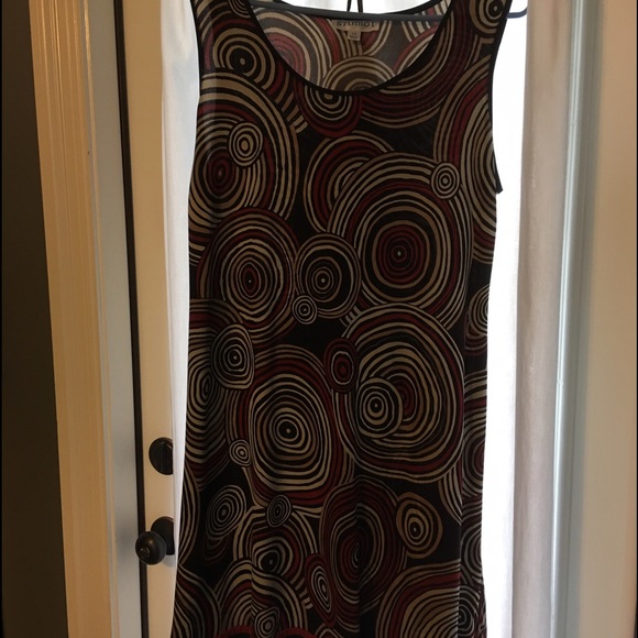 Dress - Picture 2 of 3