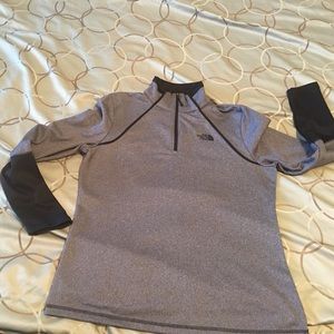 Authentic The NorthFace women's 1/4 zip 100 cinder