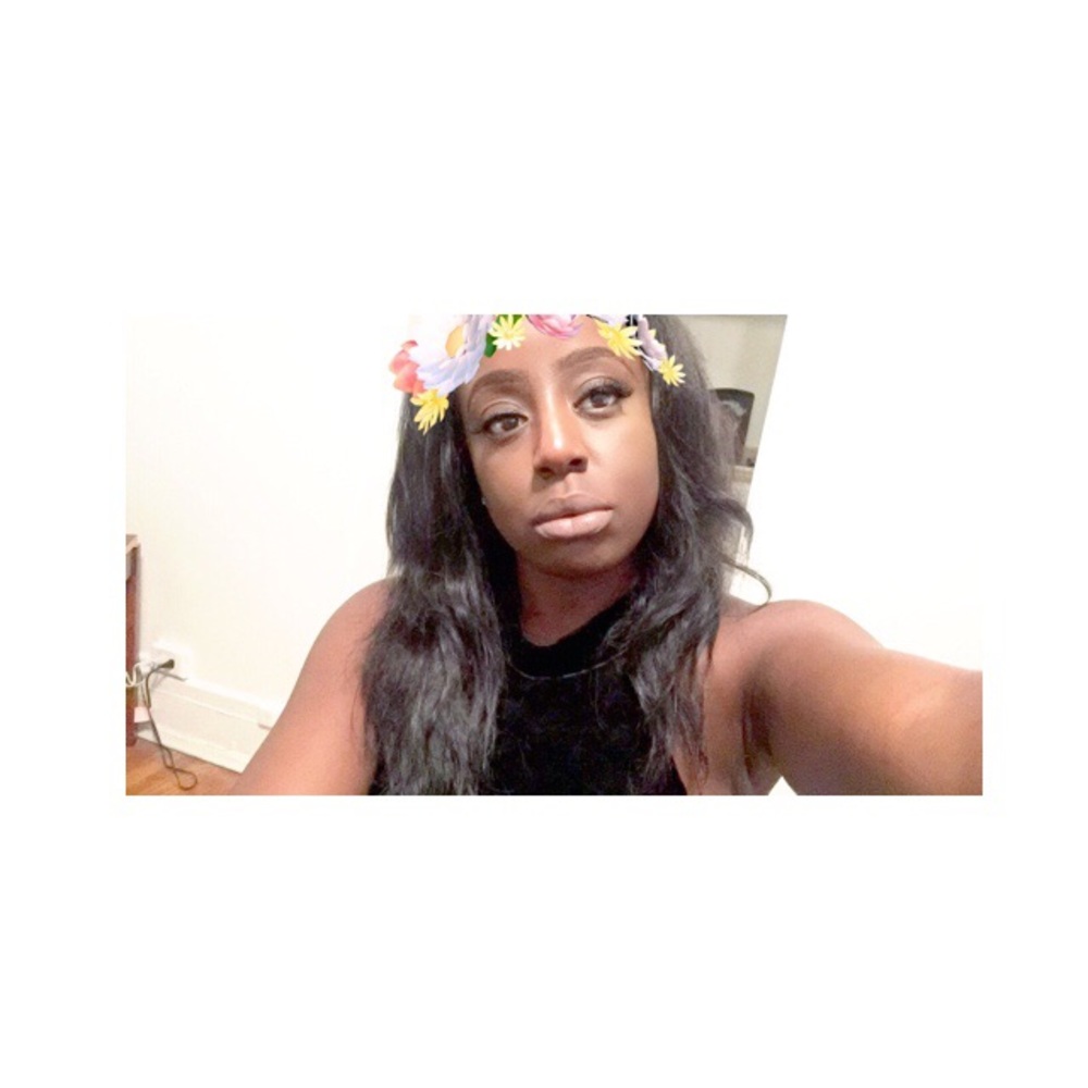 Meet your Posher, Brittney