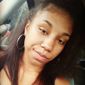 Meet your Posher, Yasmin