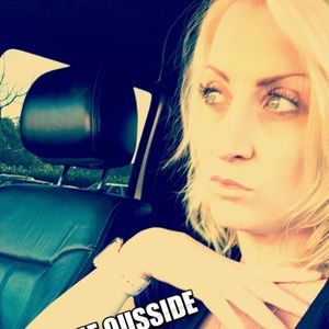 Meet your Posher, Jenny