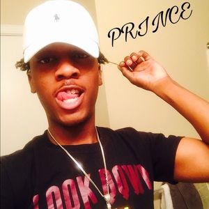 Meet your Posher, Eli