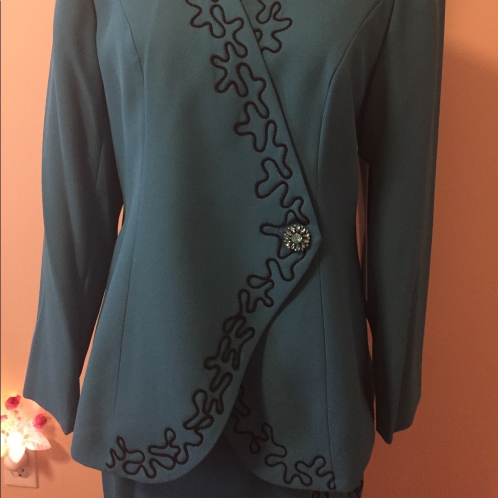 ASHRO 2 pc. Blazer and skirt 🔵⚫️🔵 - Picture 4 of 8