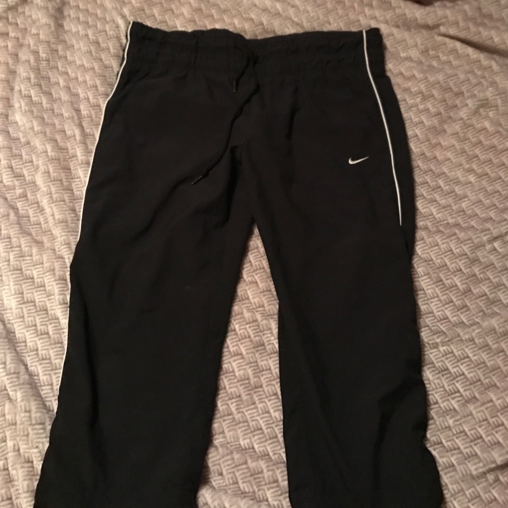 Nike Capri