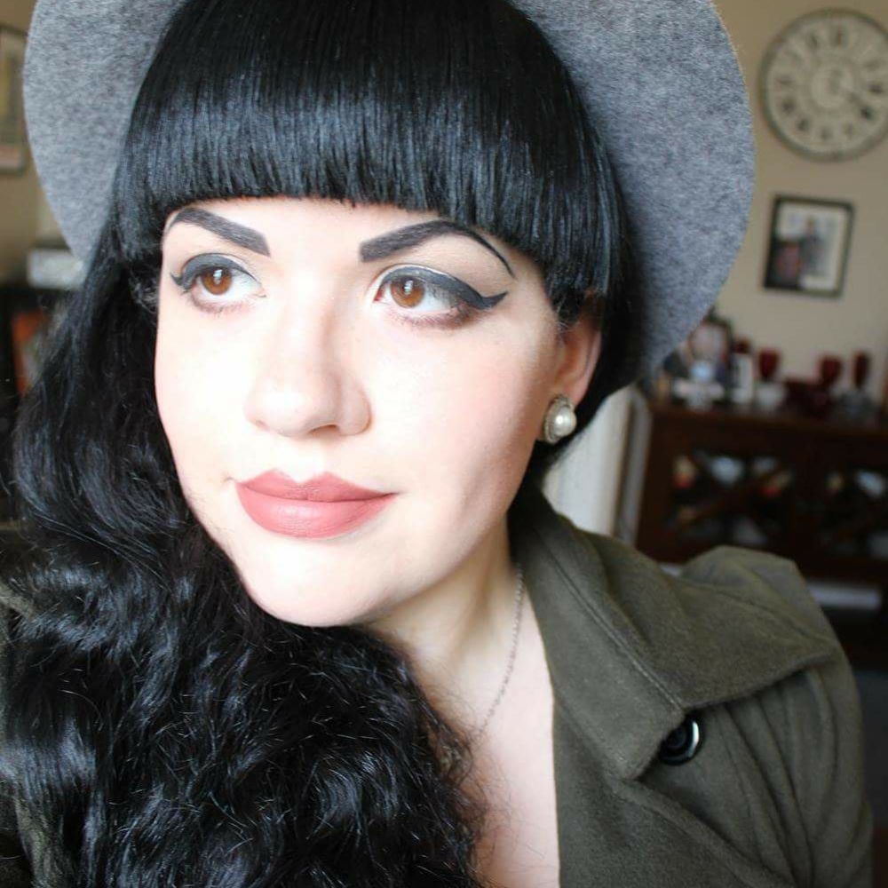 Meet your Posher, Sarah ellen