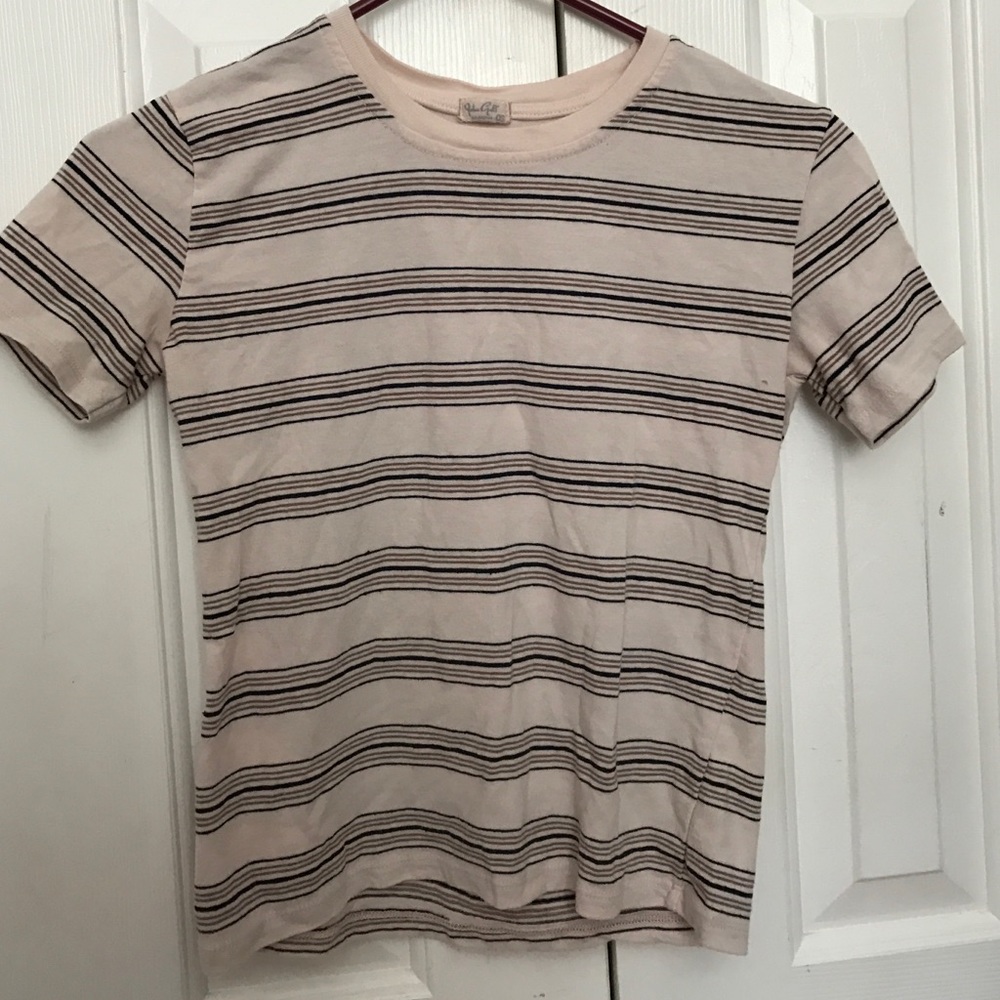 Brandy Melville shirt