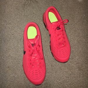 Warm maybe twice.  Nike air max sneakers size 6.5