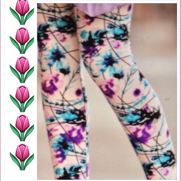🌻Lilac Floral Spring Leggings—EUC🌻 - Picture 2 of 4