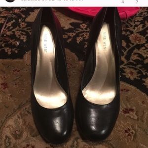 Nine West black new round toe high heel