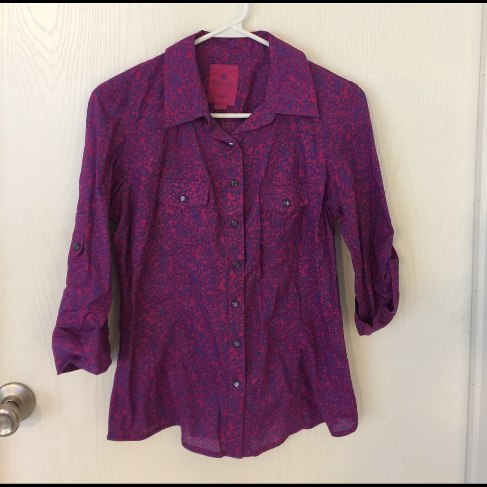 🌈SALE! Cute, fun and flirty top!