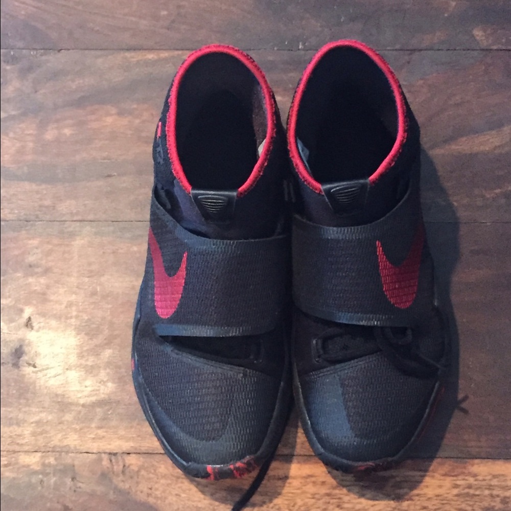 LAST CHANCE Nike Zoom Hyperrev
