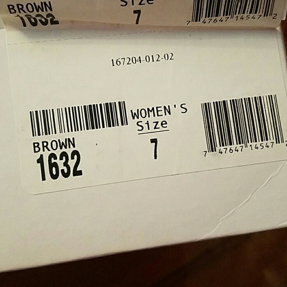 Minnetonka Fringe boots - Picture 4 of 6