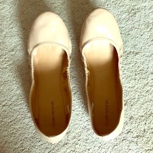 Size 11 Mossimo tan/beige ballerina flats