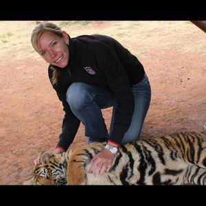 Meet your Posher, Laura