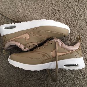 Nike Thea Desert Camo (read description)