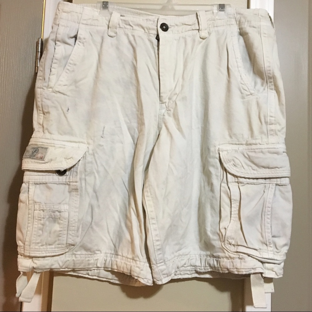 American Eagle Distressed Cargo Shorts
