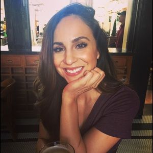 Meet your Posher, Danielle