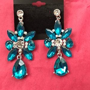 New Aqua Tear Drop Fashion Earrings Gorgeous