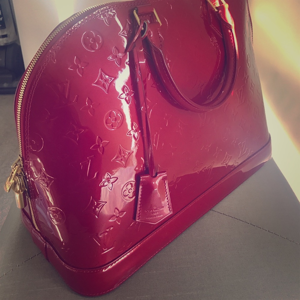 Louis Vuitton Monogram Vernis Wip - Deep Red