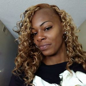 Meet your Posher, Porscha