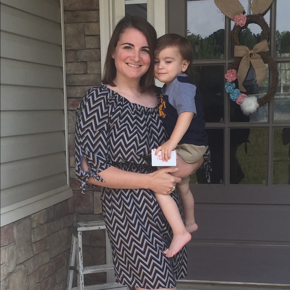 Meet your Posher, Leslie