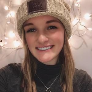 Meet your Posher, Elena