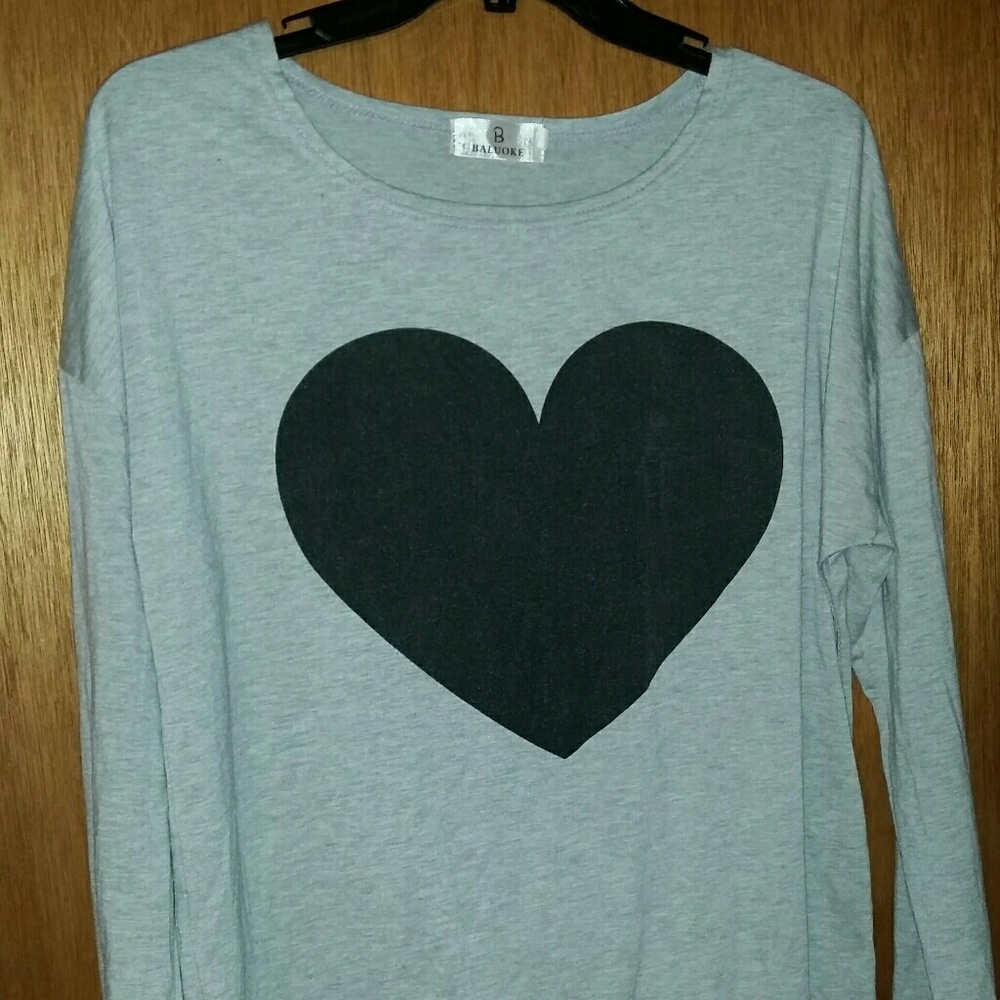 Very cute heart top