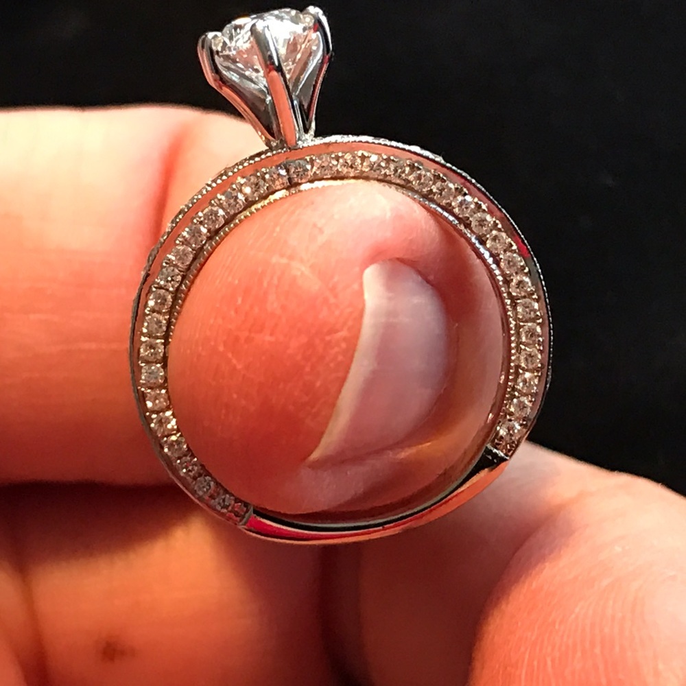 WOW!! 1.03 carat marquise diamond engagement ring - Picture 4 of 8