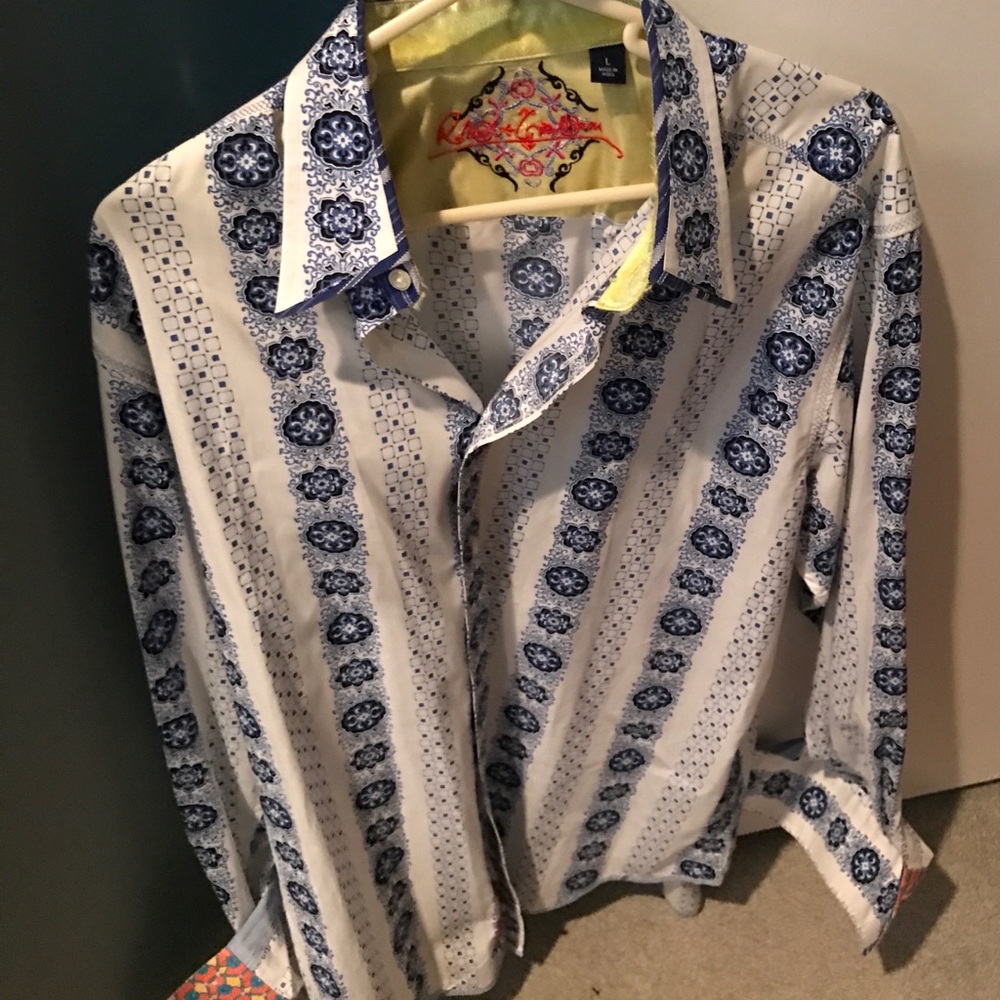 Robert Graham dress shirt Large.