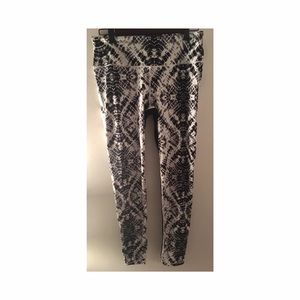 Victorias Secret Knockout Tights